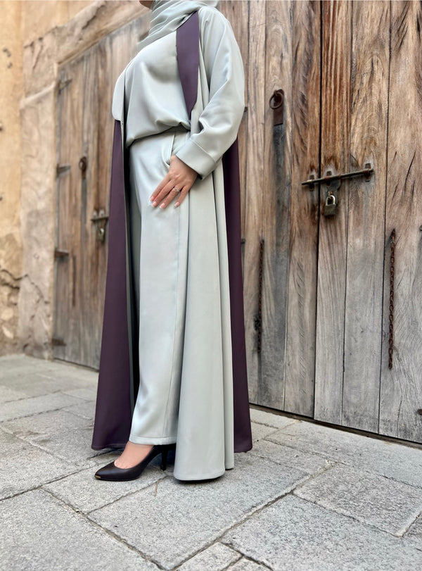 Contrast Abaya